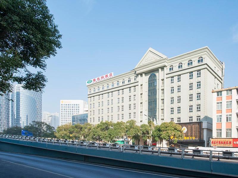 Vienna Hotel Nanchang Railway Staion Esterno foto