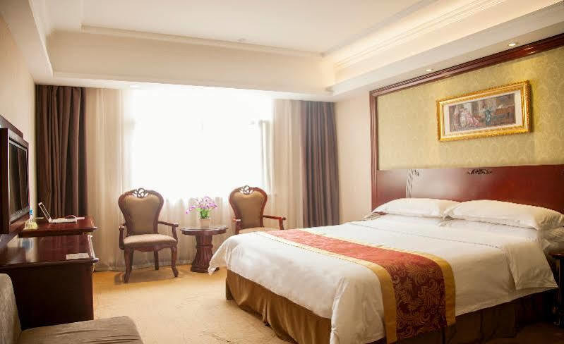 Vienna Hotel Nanchang Railway Staion Esterno foto